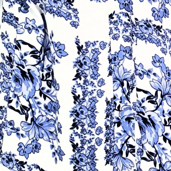 Soho Cold Shoulder Tunic Top Size L Blue Floral - Picture 10 of 16